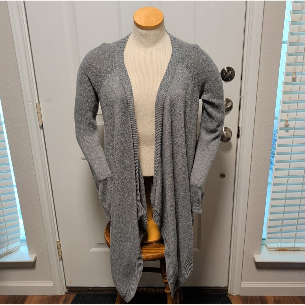 BCBG Maxazria Heather Gray Merino Wool Blend Cardigan Cardi Wrap‎ Size S Pamella